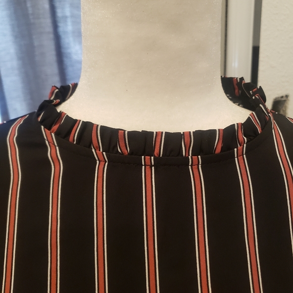 Long sleeve black,red and white stripped blouse - Picture 6 of 7